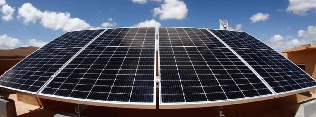 ¿Cómo funciona una placa solar fotovoltaica?